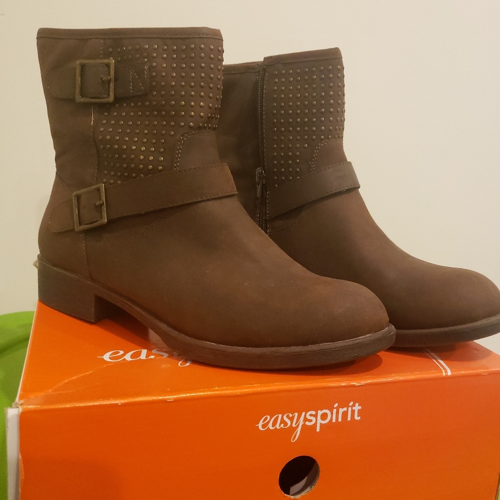 Easyspirit dark brown booties women  size 9